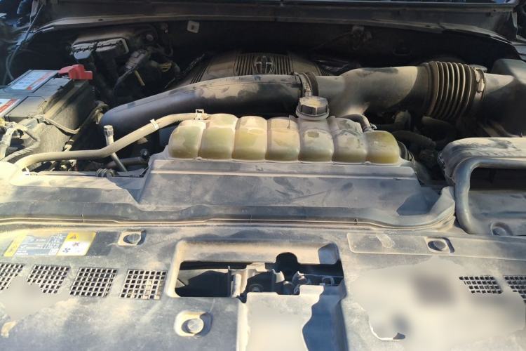 Used Lincoln Navigator 2020 3.5T Presidential Series Engine Bay