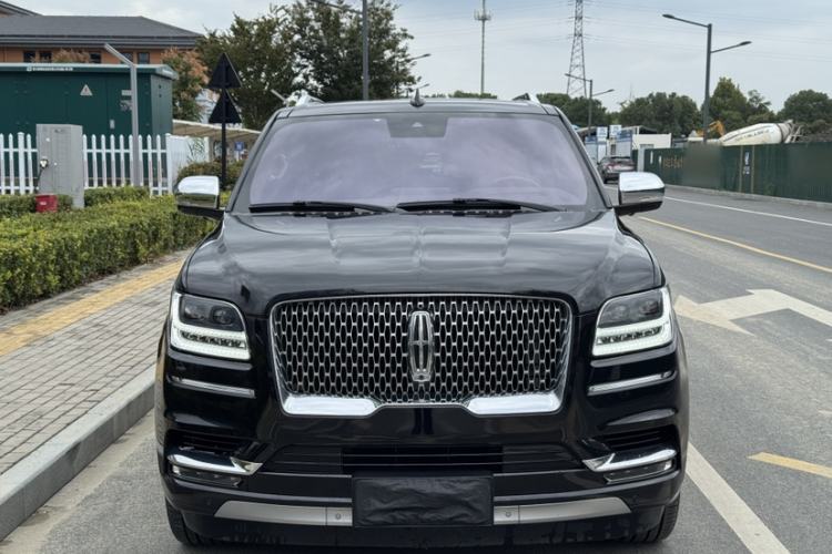 Used Lincoln Navigator 2020 3.5T Presidential Series Exterior 1
