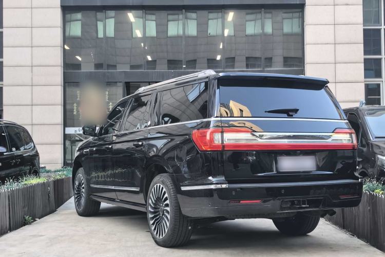 Used Lincoln Navigator 2020 3.5T Long-Wheelbase Presidential Edition Exterior 2