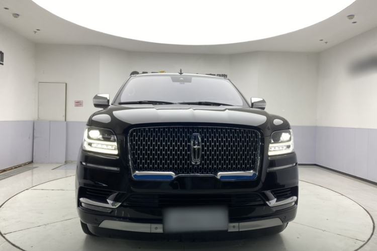 Used Lincoln Navigator 2020 3.5T Presidential Series Exterior 3