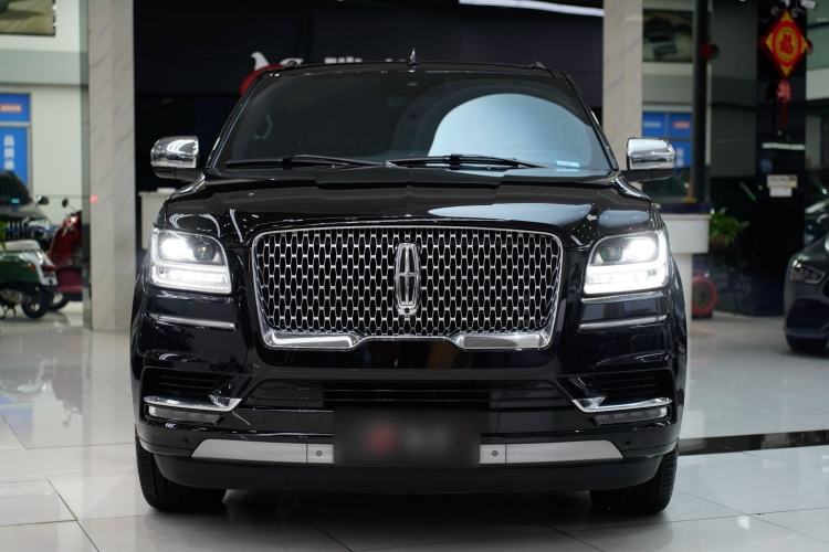 Used Lincoln Navigator 2020 3.5T Presidential Series Exterior 3
