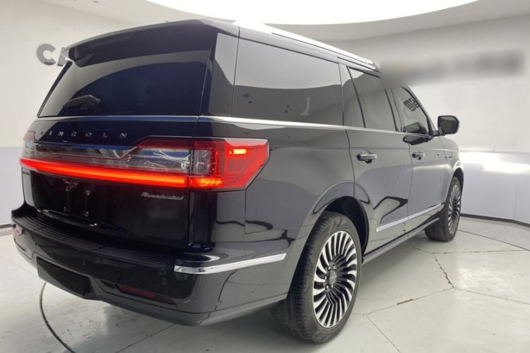 Used Lincoln Navigator 2020 3.5T Presidential Series Exterior 5