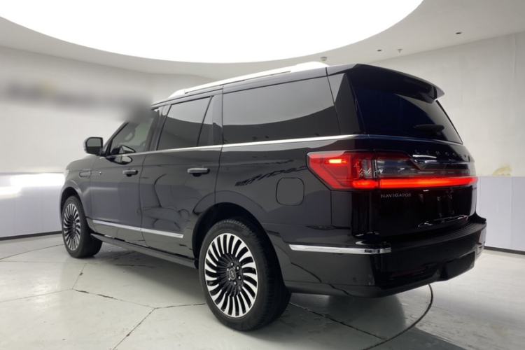 Used Lincoln Navigator 2020 3.5T Presidential Series Exterior 5