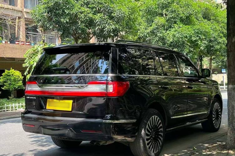 Used Lincoln Navigator 2020 3.5T Presidential Series Exterior 6
