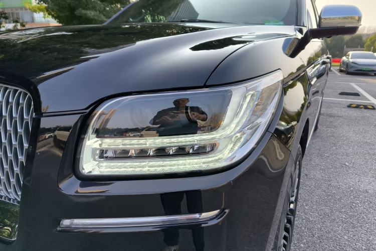 Used Lincoln Navigator 2020 3.5T Long-Wheelbase Presidential Edition Exterior 8