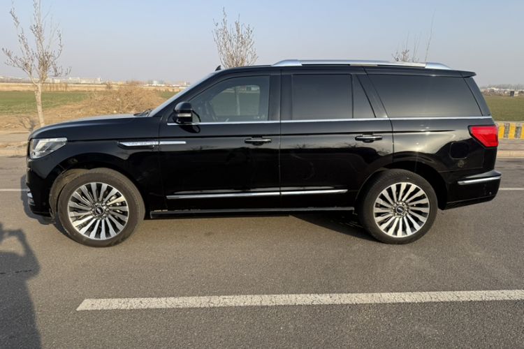 Used Lincoln Navigator 2020 3.5T Prestige Edition Exterior 9