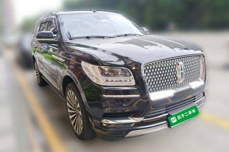 Used Lincoln Navigator 2020 3.5T Prestige Edition Front Right 45 Deg
