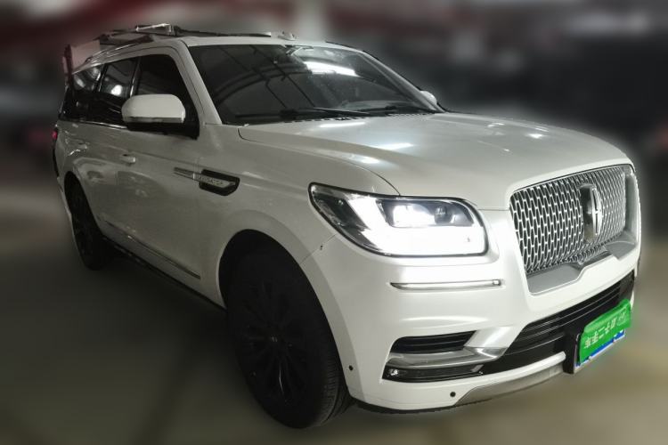 Used Lincoln Navigator 2020 3.5T Prestige Edition Front Right 45 Deg
