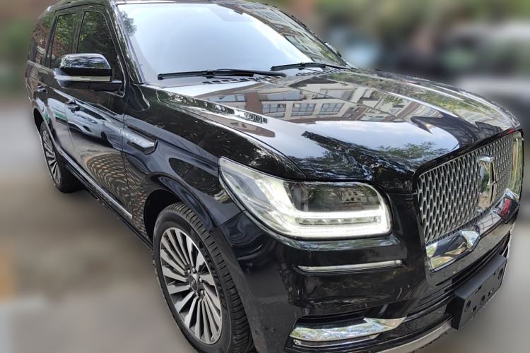 Used Lincoln Navigator 2020 3.5T Prestige Edition Front Right 45 Deg