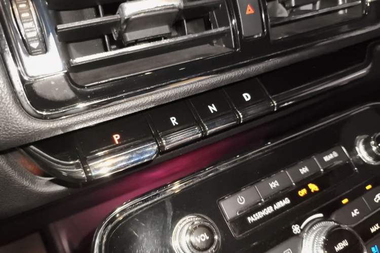 Used Lincoln Navigator 2020 3.5T Prestige Edition Gear Lever