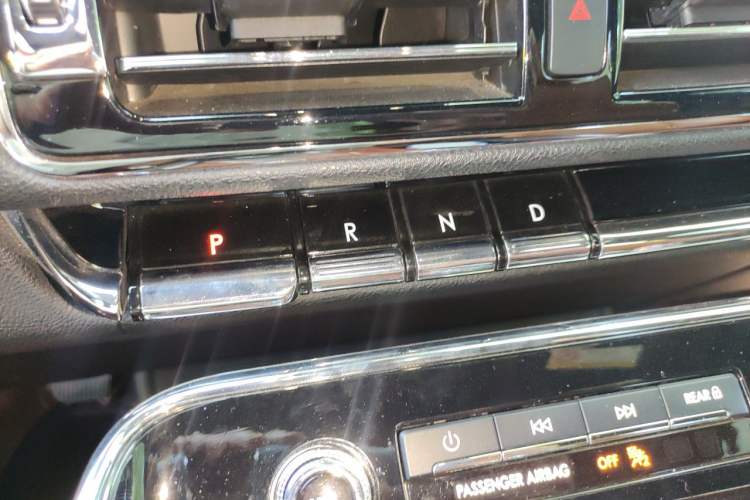 Used Lincoln Navigator 2020 3.5T Prestige Edition Gear Lever