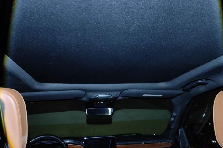 Used Lincoln Navigator  Headliner