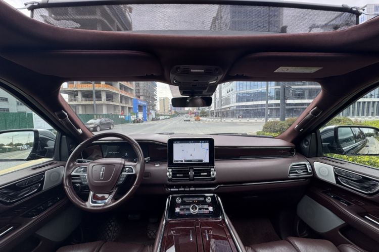 Used Lincoln Navigator 2020 3.5T Presidential Series Interior 1