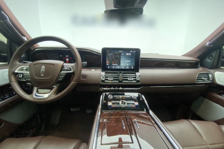 Used Lincoln Navigator 2020 3.5T Presidential Series Interior 1