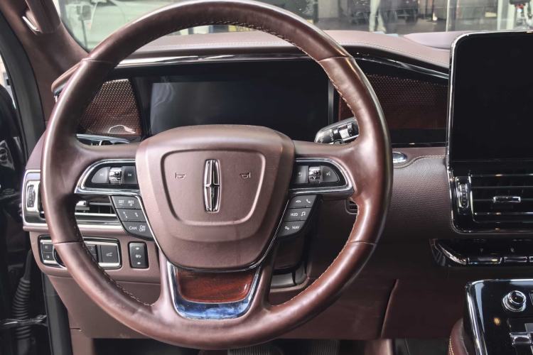 Used Lincoln Navigator 2020 3.5T Long-Wheelbase Presidential Edition Interior 1