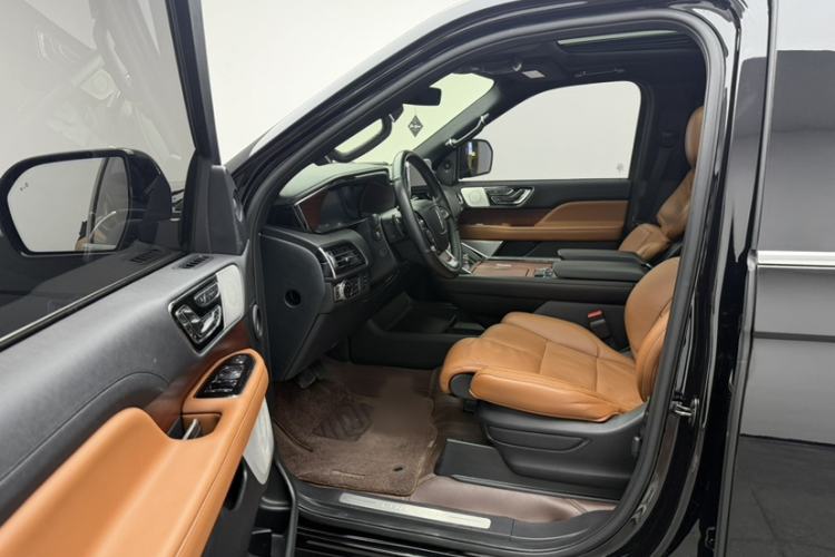 Used Lincoln Navigator 2020 3.5T Prestige Edition Interior 2