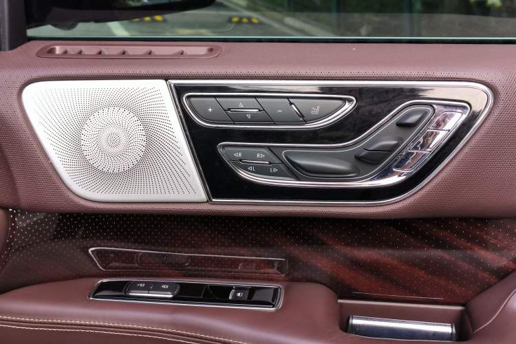 Used Lincoln Navigator 2020 3.5T Long-Wheelbase Presidential Edition Interior 2