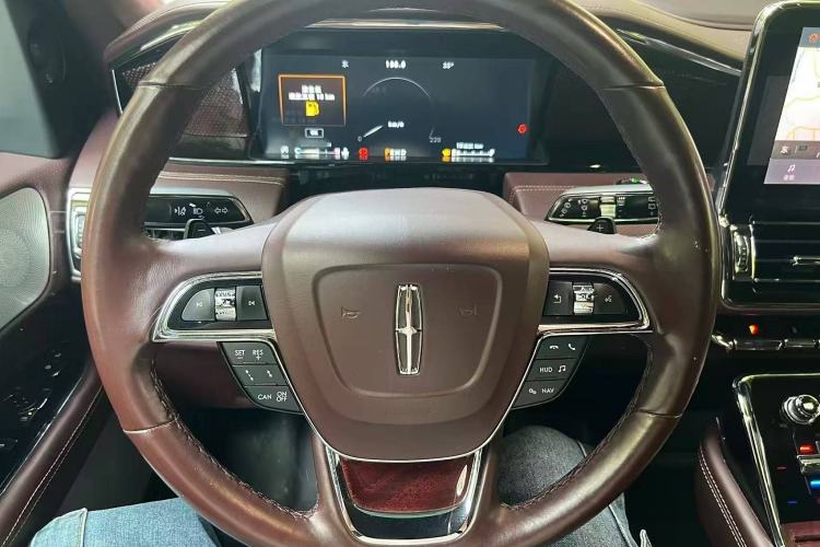 Used Lincoln Navigator 2020 3.5T Presidential Series Interior 2