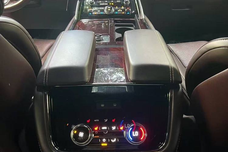 Used Lincoln Navigator 2020 3.5T Presidential Series Interior 4