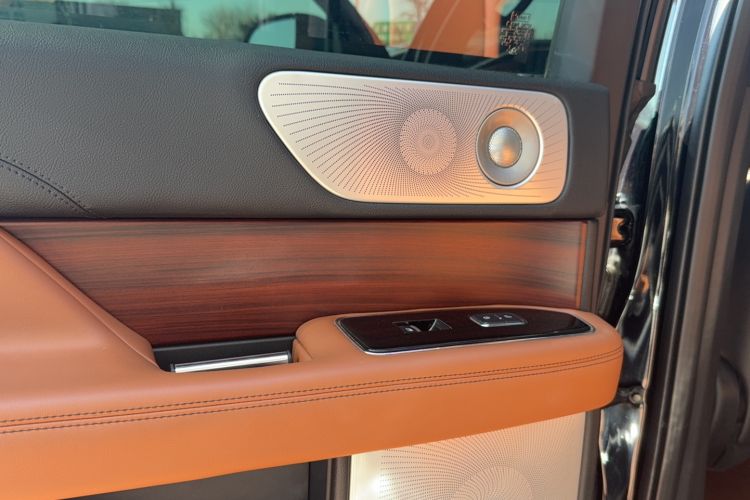 Used Lincoln Navigator 2020 3.5T Prestige Edition Interior 5