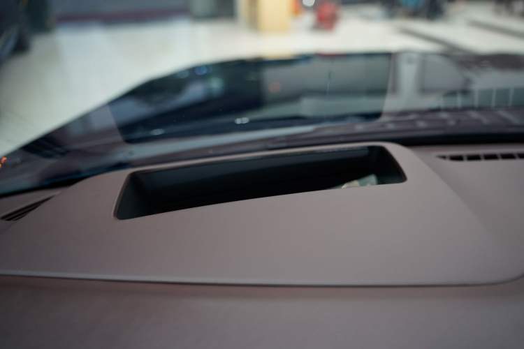Used Lincoln Navigator 2020 3.5T Presidential Series Interior 6