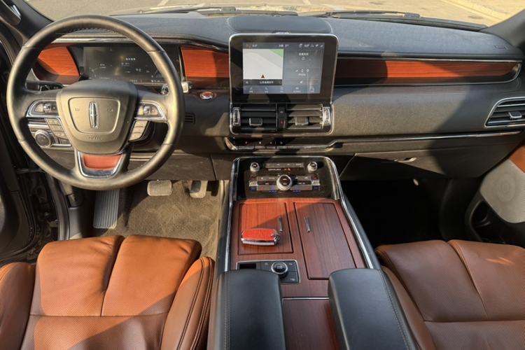 Used Lincoln Navigator 2020 3.5T Prestige Edition Interior 9