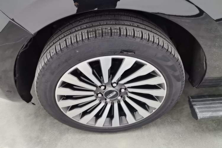 Used Lincoln Navigator 2020 3.5T Prestige Edition Left Front Wheel Hub