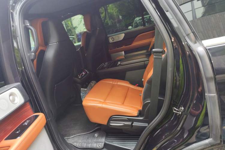 Used Lincoln Navigator 2020 3.5T Prestige Edition Left Rear Seat
