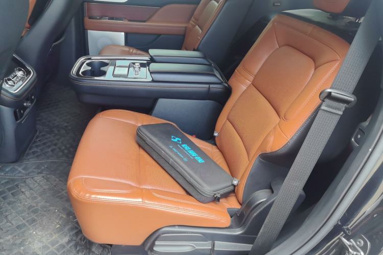 Used Lincoln Navigator 2020 3.5T Prestige Edition Left Rear Seat