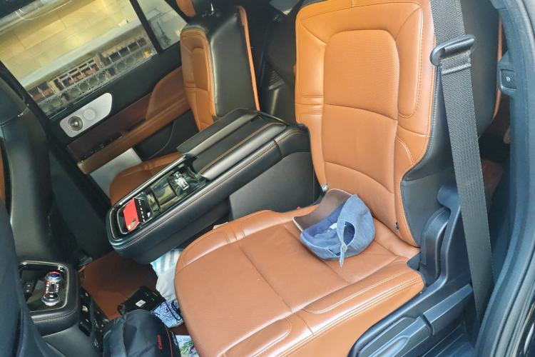 Used Lincoln Navigator 2020 3.5T Prestige Edition Left Rear Seat