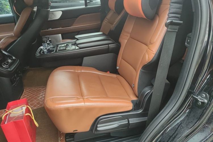 Used Lincoln Navigator 2020 3.5T Prestige Edition Left Rear Seat