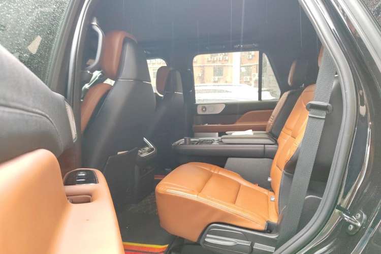 Used Lincoln Navigator 2020 3.5T Prestige Edition Left Rear Seat