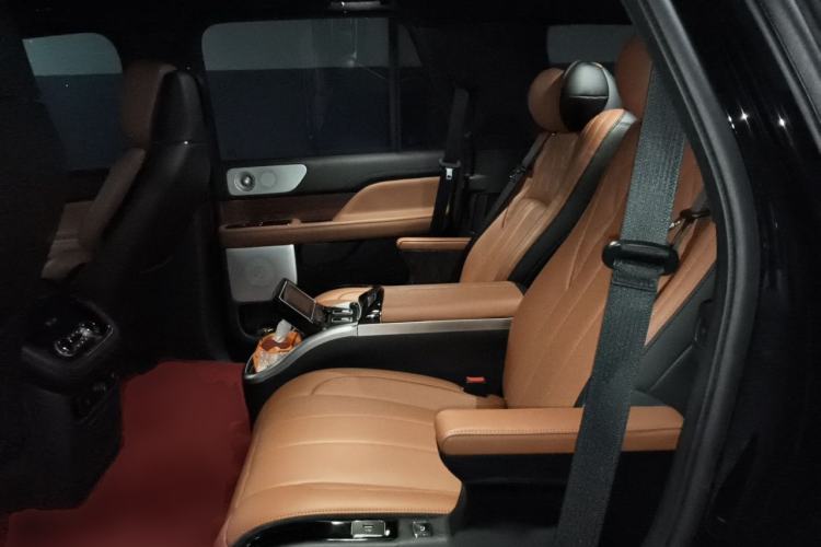 Used Lincoln Navigator 2020 3.5T Prestige Edition Left Rear Seat