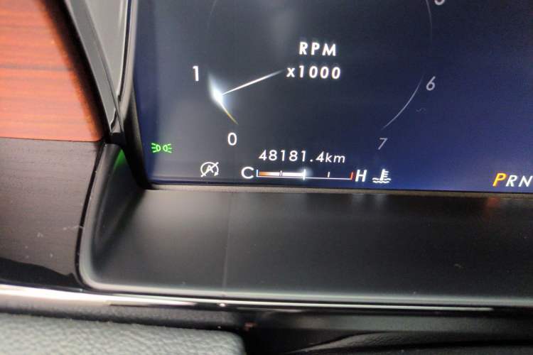 Used Lincoln Navigator 2020 3.5T Prestige Edition Odometer Close Up