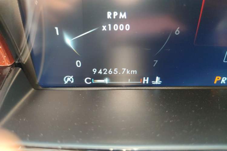 Used Lincoln Navigator 2020 3.5T Long-Wheelbase Presidential Edition Odometer Close Up