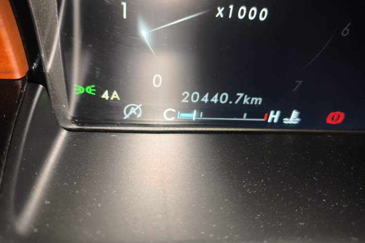 Used Lincoln Navigator 2020 3.5T Prestige Edition Odometer Close Up