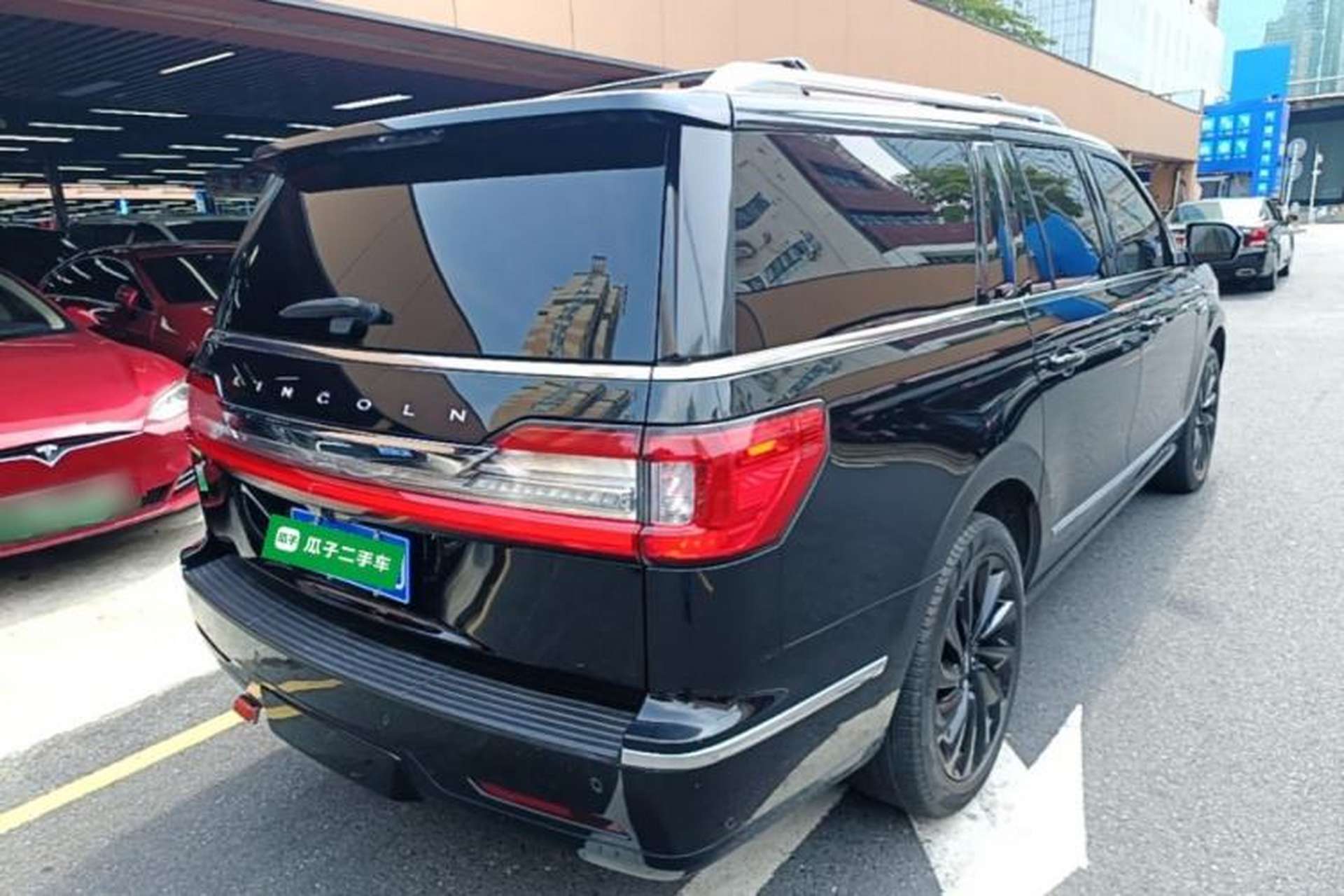 Used Lincoln Navigator 2020 3.5T Long-Wheelbase Presidential Edition Rear Right 45 Deg