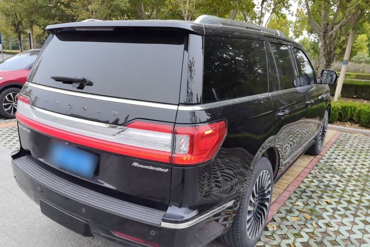 Used Lincoln Navigator 2020 3.5T Presidential Series Rear Right 45 Deg