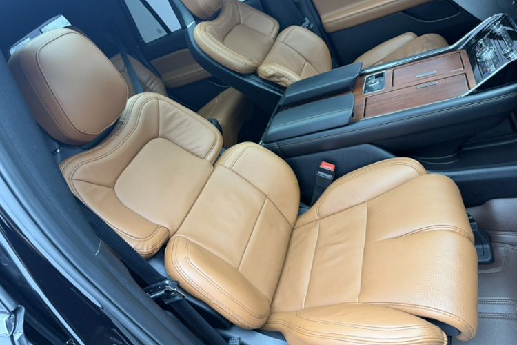 Used Lincoln Navigator 2020 3.5T Prestige Edition Right Front Seat