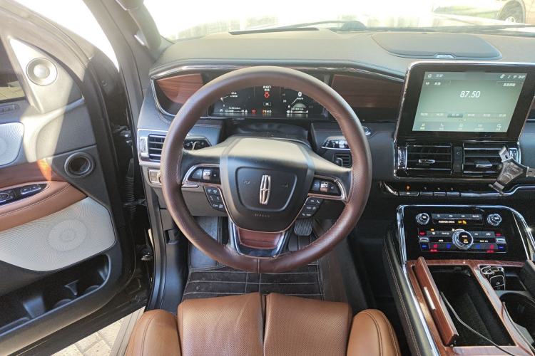 Used Lincoln Navigator 2020 3.5T Prestige Edition Steering Wheel