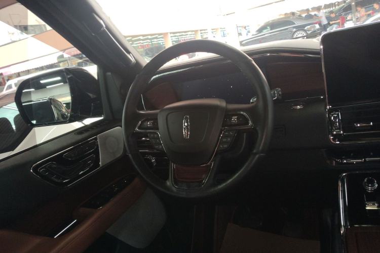 Used Lincoln Navigator 2020 3.5T Prestige Edition Steering Wheel