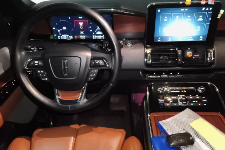 Used Lincoln Navigator 2020 3.5T Prestige Edition Steering Wheel