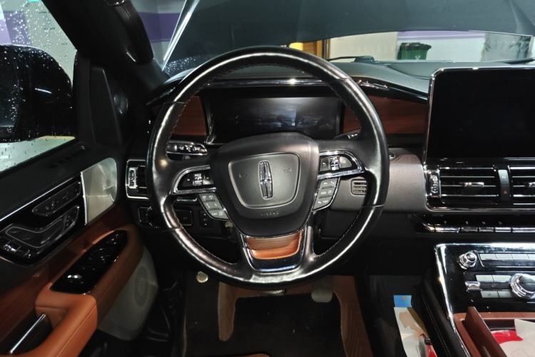 Used Lincoln Navigator 2020 3.5T Prestige Edition Steering Wheel