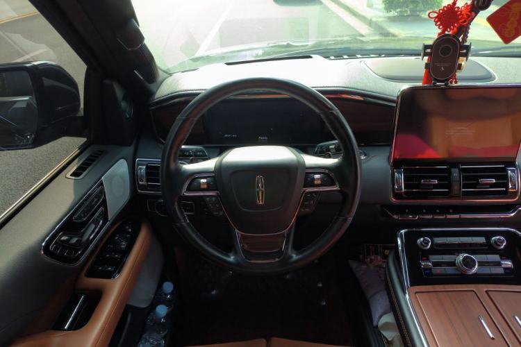 Used Lincoln Navigator 2020 3.5T Prestige Edition Steering Wheel