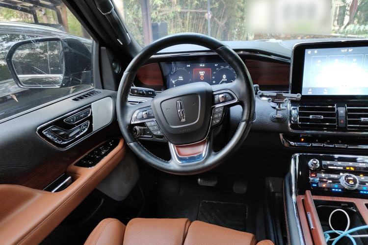 Used Lincoln Navigator 2020 3.5T Prestige Edition Steering Wheel