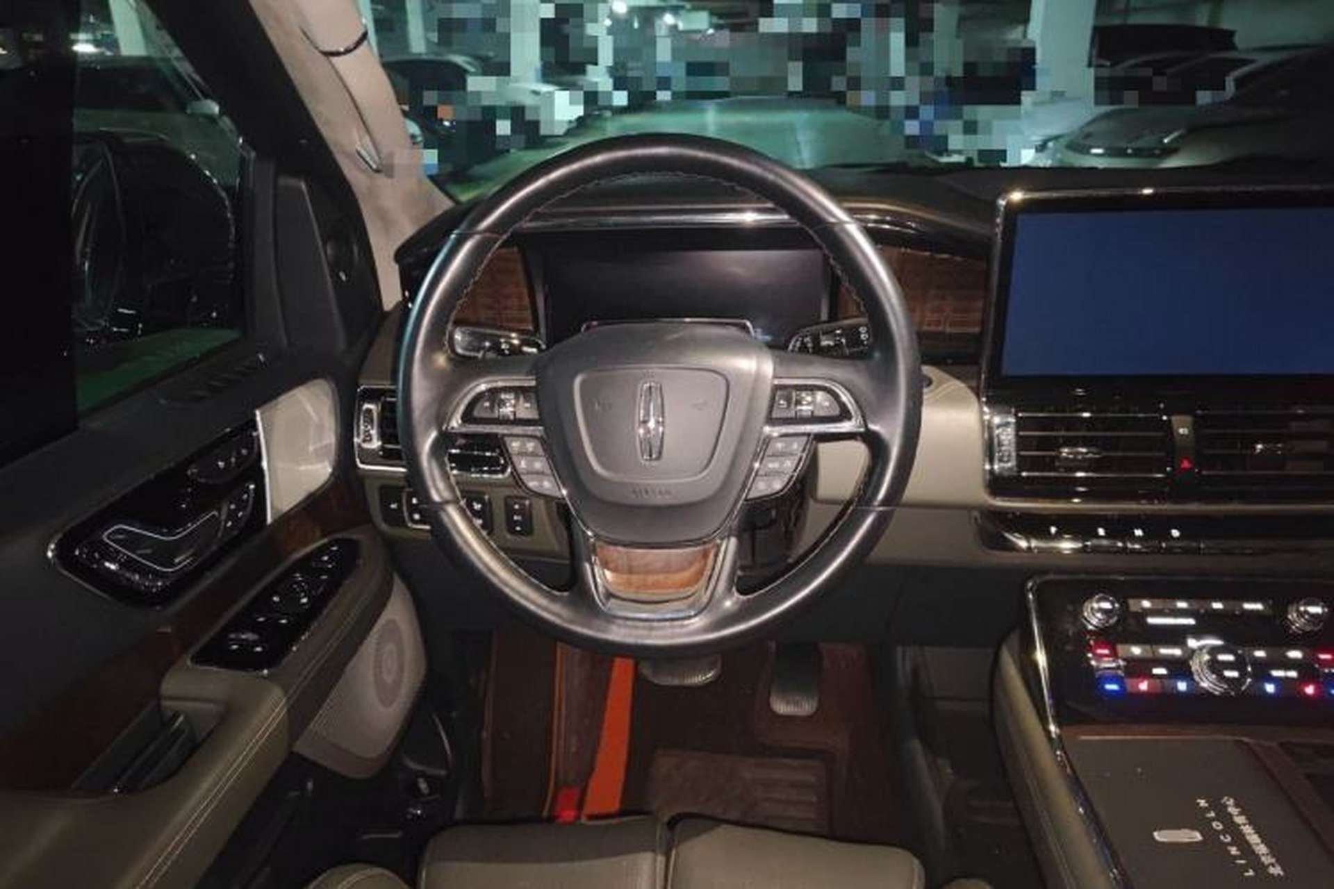 Used Lincoln Navigator 2020 3.5T Presidential Series Steering Wheel