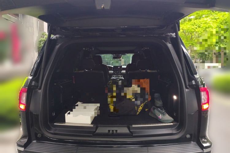 Used Lincoln Navigator 2020 3.5T Prestige Edition Trunk