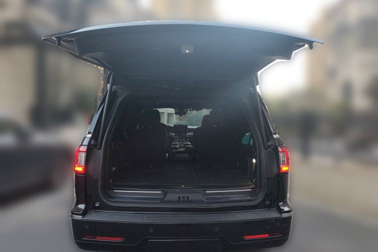 Used Lincoln Navigator 2020 3.5T Prestige Edition Trunk