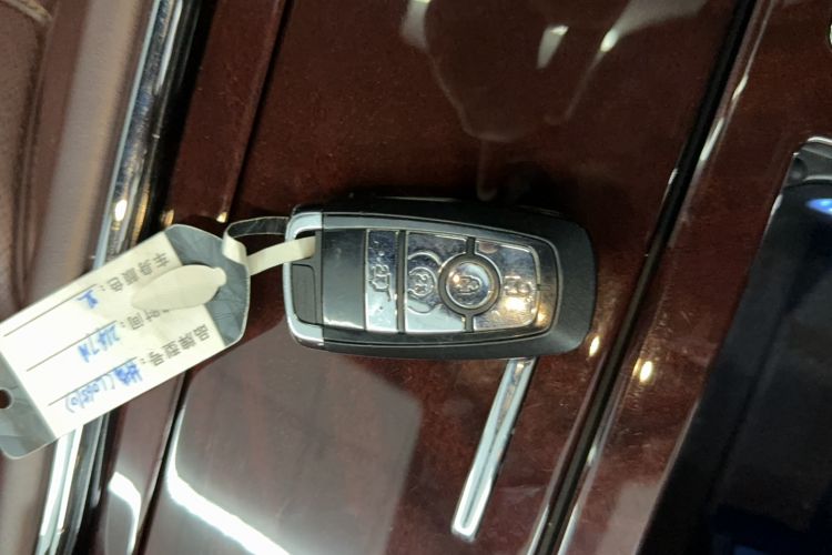 Used Lincoln Navigator 2020 3.5T Presidential Series Vehicle Key