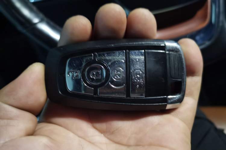 Used Lincoln Navigator 2020 3.5T Prestige Edition Vehicle Key